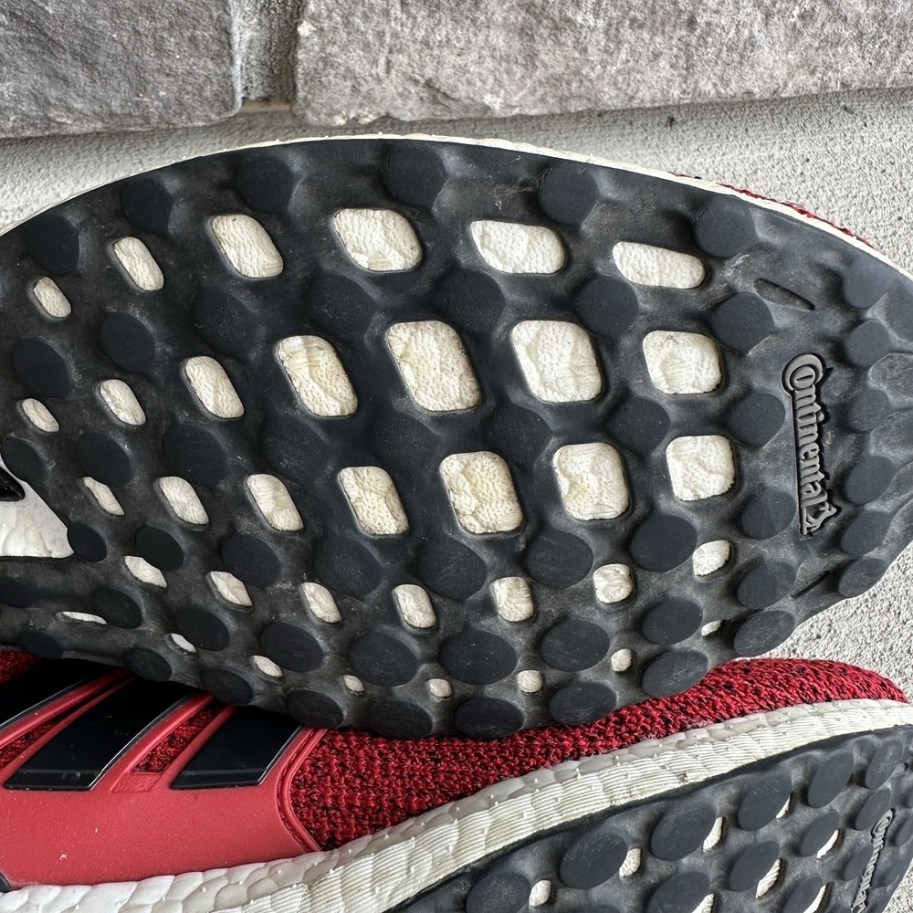 Size 11 - Men's adidas Ultraboost Red Black White EE3703 Sneakers Shoe Primeknit - Picture 9 of 11